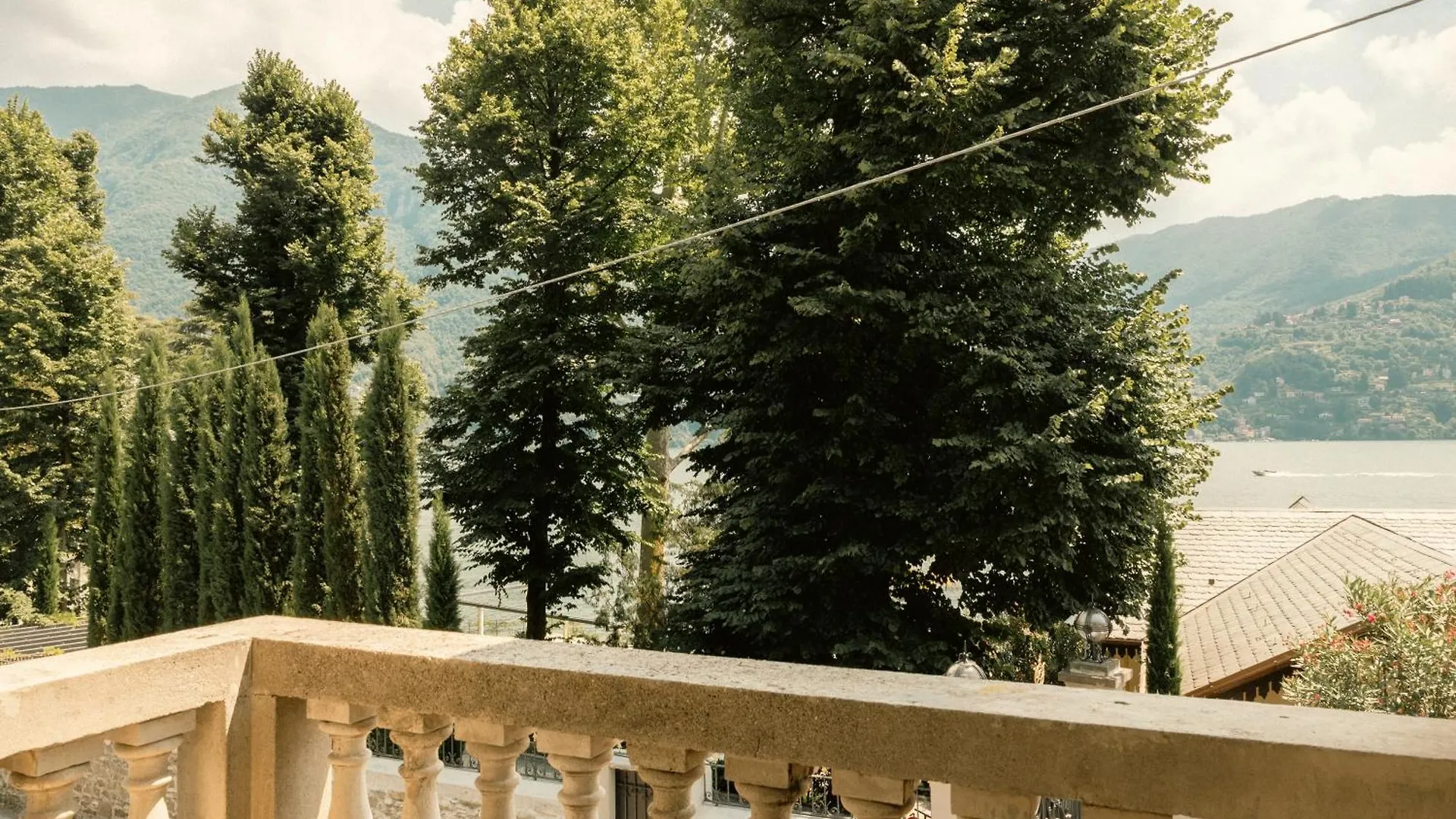 Villa Locana Con Jacuzzi E Vista Lago
